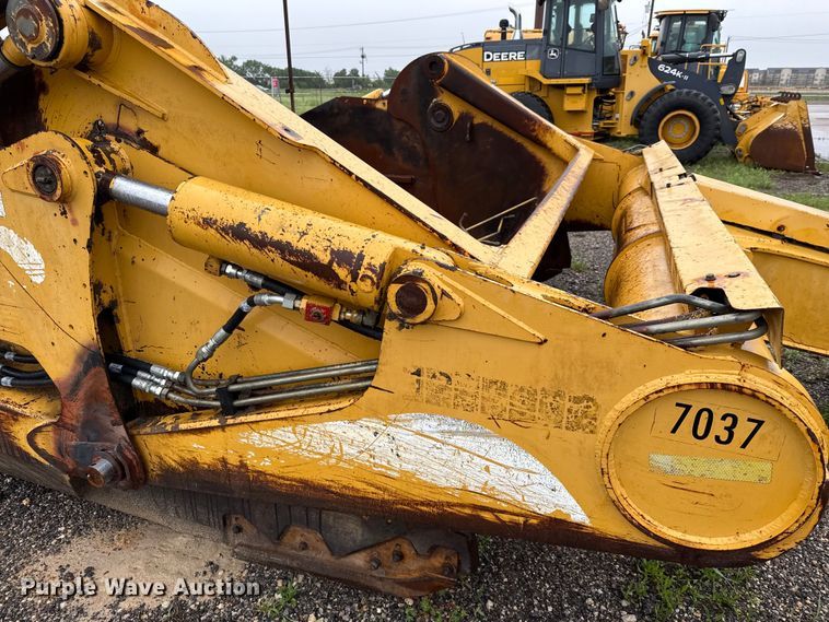 image for item DP6141 2006 John Deere  1810E scraper