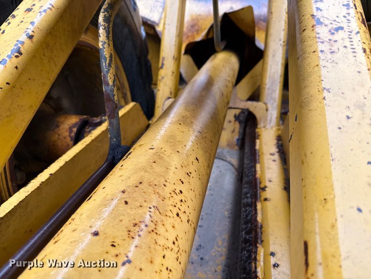 image for item DP6141 2006 John Deere  1810E scraper