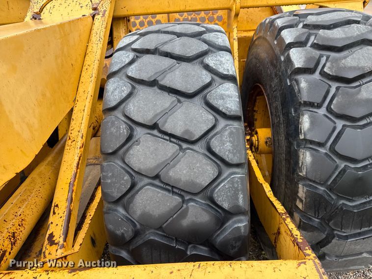 image for item DP6141 2006 John Deere  1810E scraper