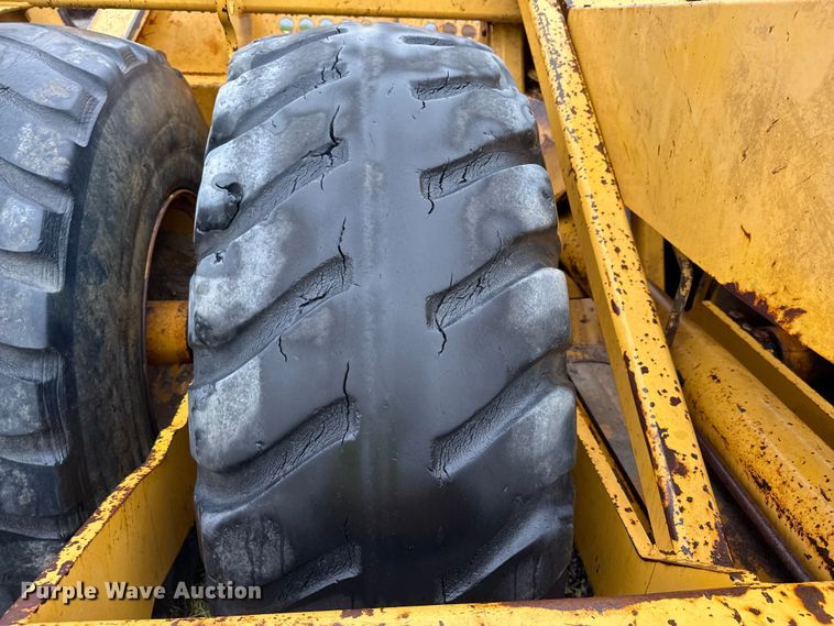 image for item DP6141 2006 John Deere  1810E scraper