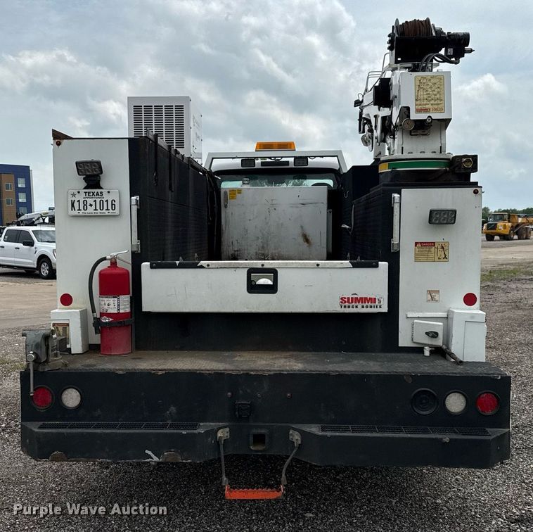 image for item DP6142 2015 Ford F750 Super Duty utility / service truck