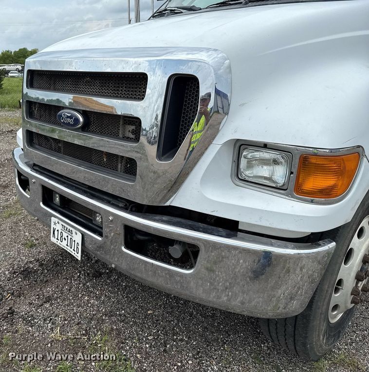 image for item DP6142 2015 Ford F750 Super Duty utility / service truck