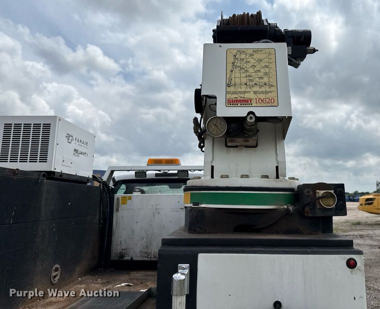 image for item DP6142 2015 Ford F750 Super Duty utility / service truck