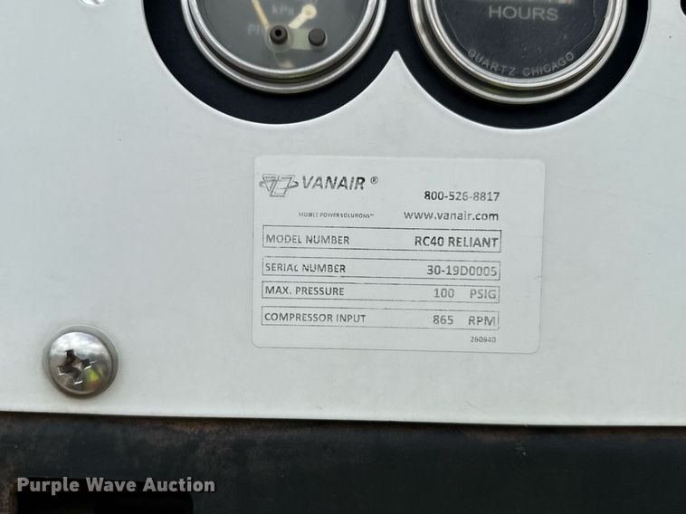 image for item DP6142 2015 Ford F750 Super Duty utility / service truck