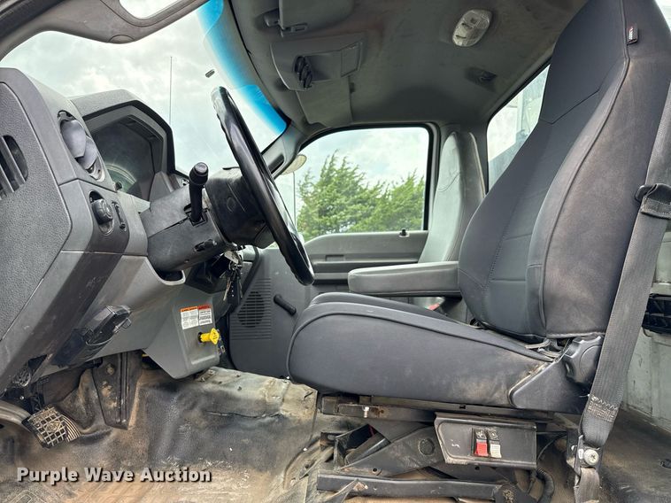 image for item DP6142 2015 Ford F750 Super Duty utility / service truck