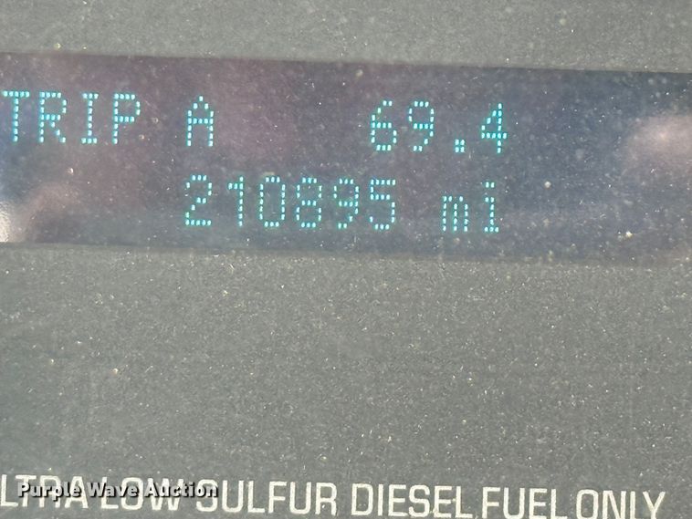 image for item DP6142 2015 Ford F750 Super Duty utility / service truck