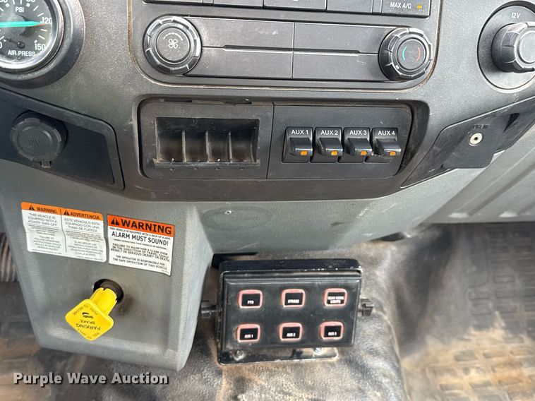 image for item DP6142 2015 Ford F750 Super Duty utility / service truck