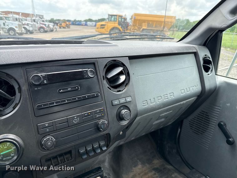 image for item DP6142 2015 Ford F750 Super Duty utility / service truck