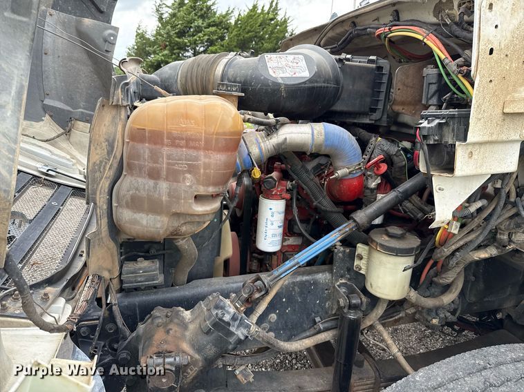 image for item DP6142 2015 Ford F750 Super Duty utility / service truck