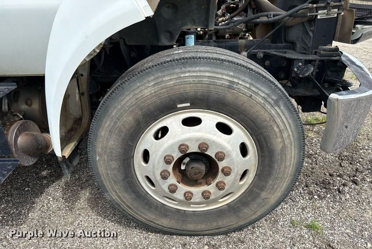 image for item DP6142 2015 Ford F750 Super Duty utility / service truck