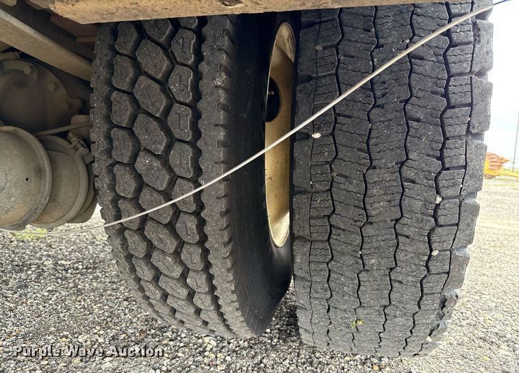 image for item DP6142 2015 Ford F750 Super Duty utility / service truck