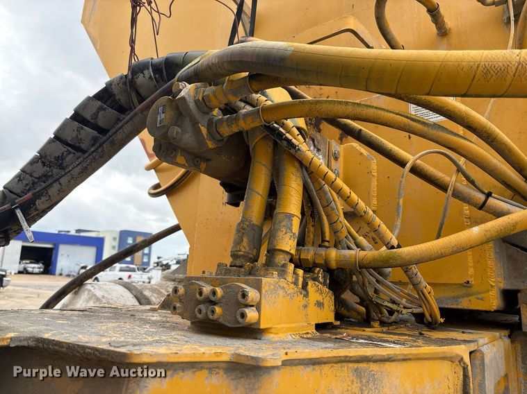 image for item DP6144 2012 Volvo A30F articulated cement spreader