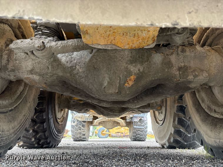 image for item DP6144 2012 Volvo A30F articulated cement spreader