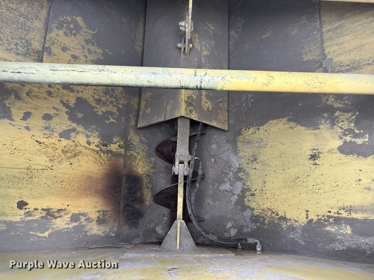 image for item DP6144 2012 Volvo A30F articulated cement spreader