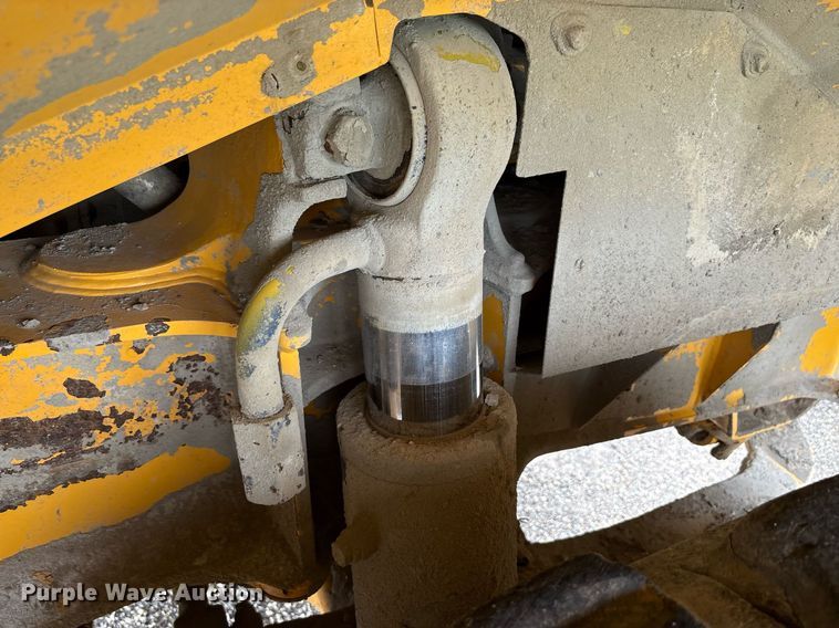 image for item DP6144 2012 Volvo A30F articulated cement spreader