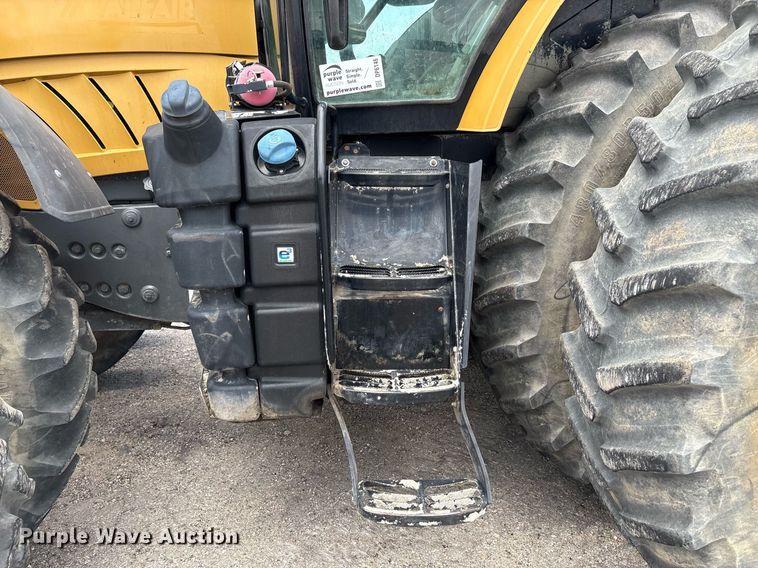 image for item DP6146 2014 Challenger MT685D MFWD tractor