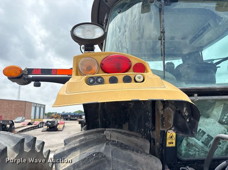 image for item DP6146 2014 Challenger MT685D MFWD tractor