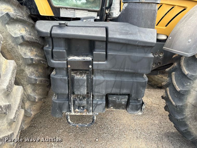 image for item DP6146 2014 Challenger MT685D MFWD tractor