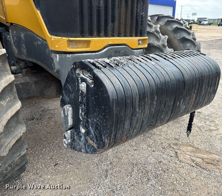 image for item DP6146 2014 Challenger MT685D MFWD tractor