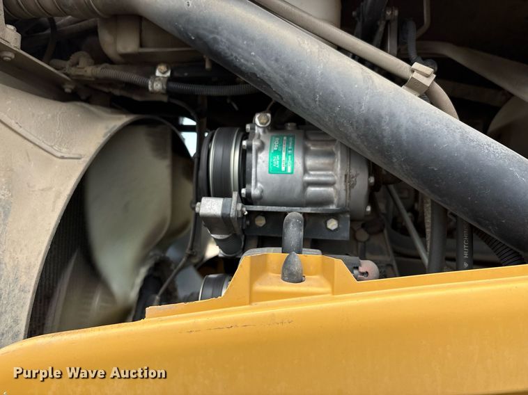 image for item DP6146 2014 Challenger MT685D MFWD tractor