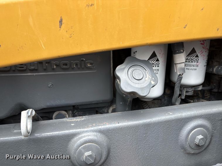 image for item DP6146 2014 Challenger MT685D MFWD tractor