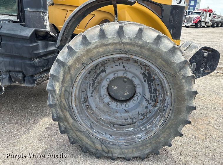 image for item DP6146 2014 Challenger MT685D MFWD tractor