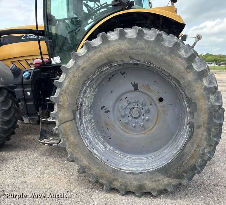 image for item DP6146 2014 Challenger MT685D MFWD tractor