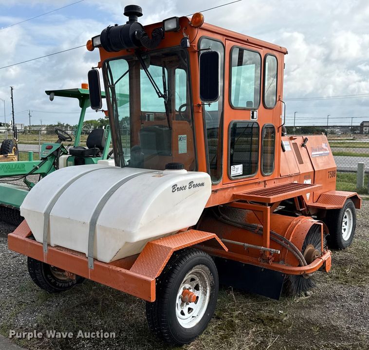 image for item DP6147 2016 Broce CRT350 broom