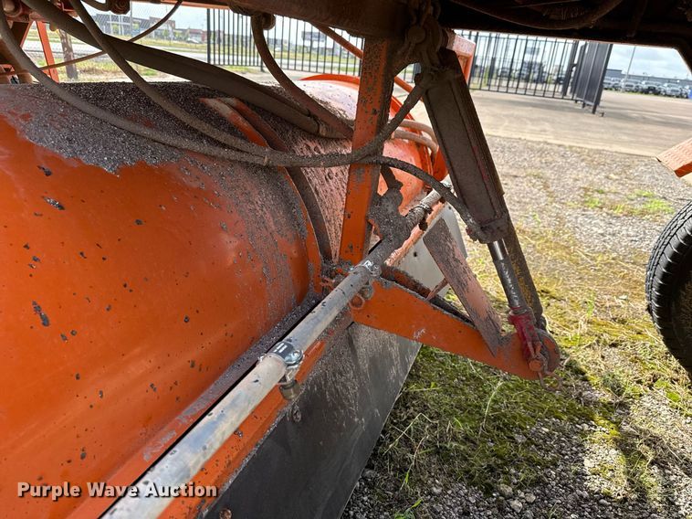 image for item DP6147 2016 Broce CRT350 broom