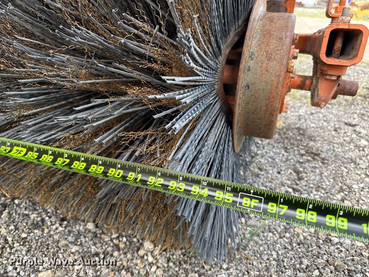 image for item DP6147 2016 Broce CRT350 broom