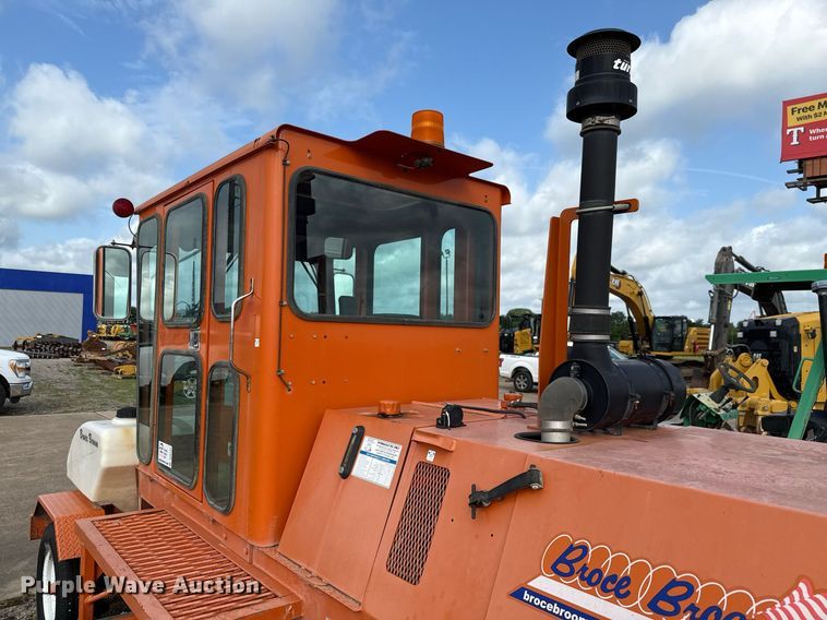 image for item DP6147 2016 Broce CRT350 broom