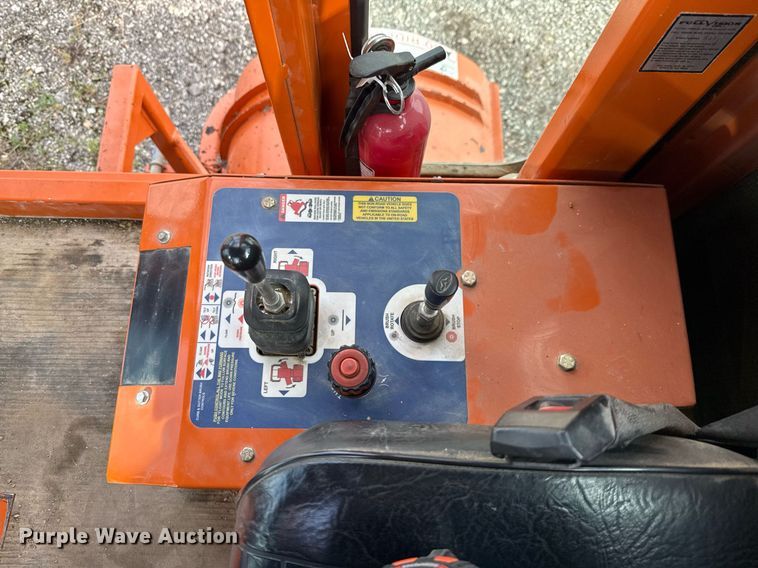 image for item DP6147 2016 Broce CRT350 broom