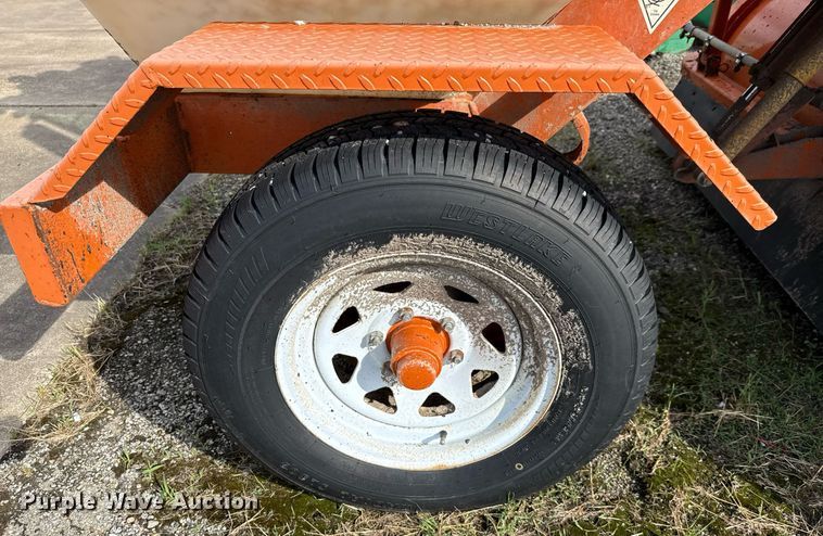 image for item DP6147 2016 Broce CRT350 broom