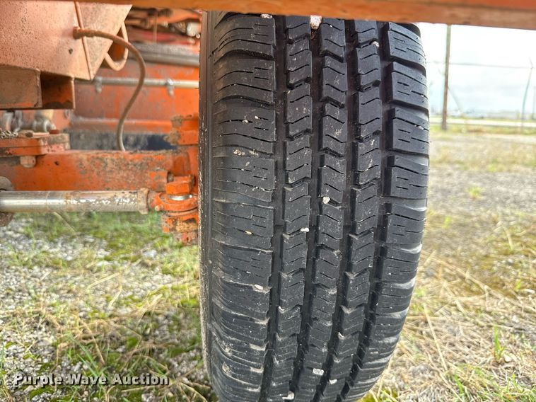 image for item DP6147 2016 Broce CRT350 broom