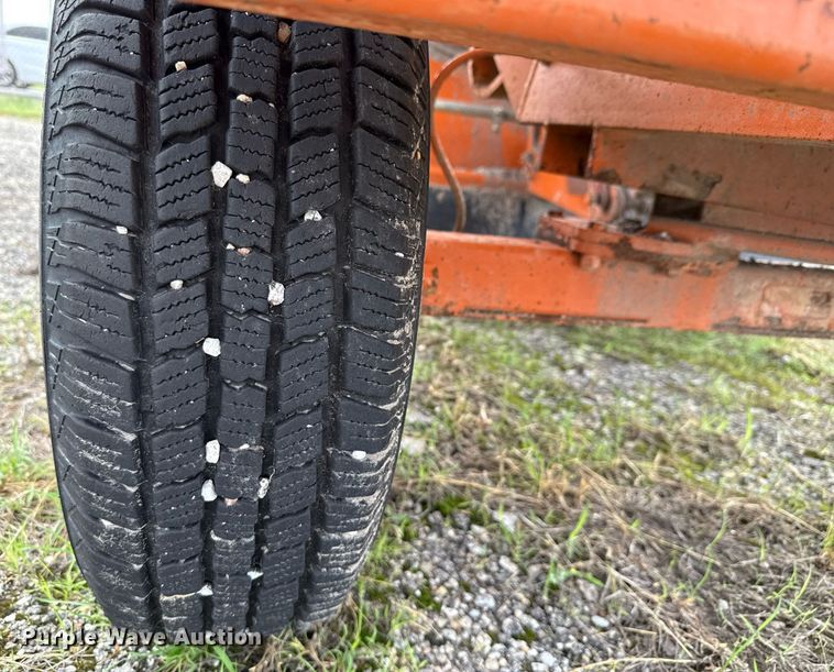 image for item DP6147 2016 Broce CRT350 broom