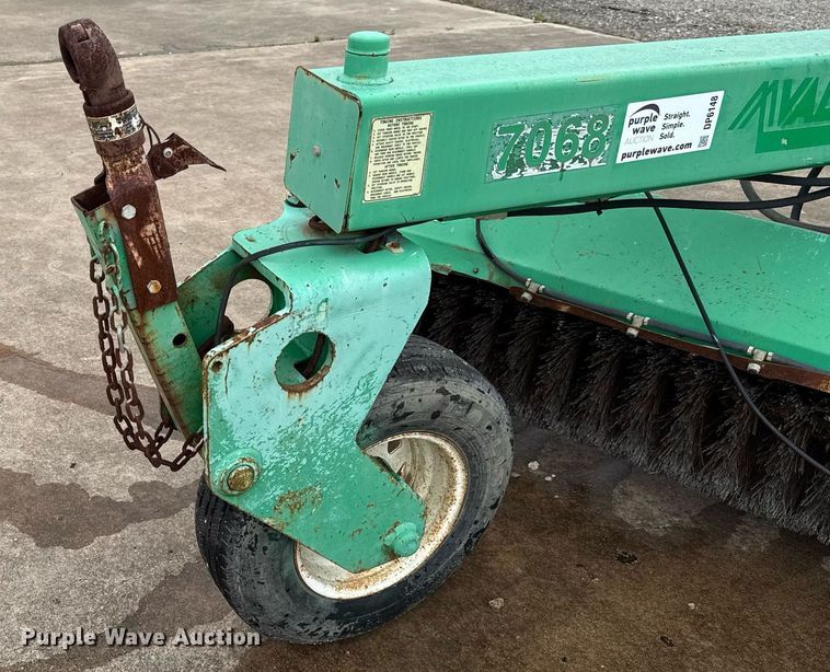 image for item DP6148 2007 Lay-Mor 8HC broom