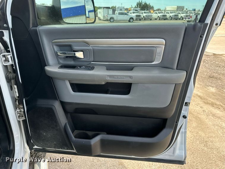 image for item DP6149 2018 Dodge Ram 2500 Crew Cab pickup truck