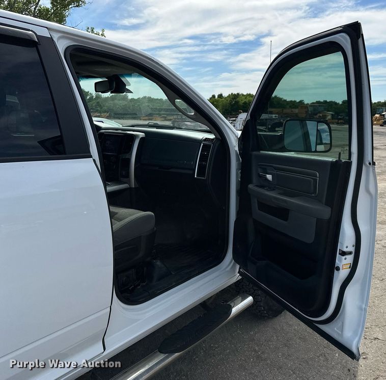 image for item DP6149 2018 Dodge Ram 2500 Crew Cab pickup truck