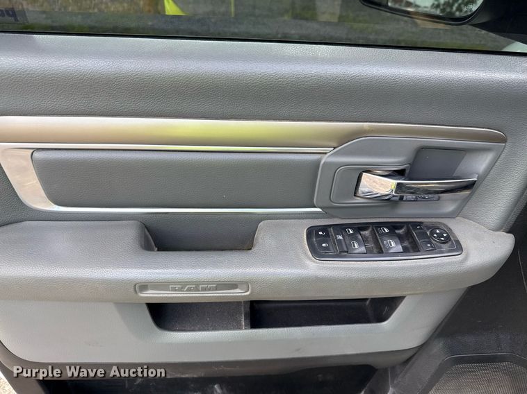 image for item DP6151 2018 Dodge Ram 2500 Crew Cab pickup truck