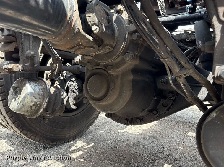 image for item DP6152 2016 Peterbilt 567 semi truck