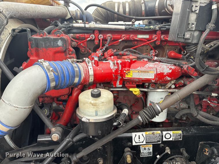 image for item DP6153 2014 Kenworth T800 semi truck