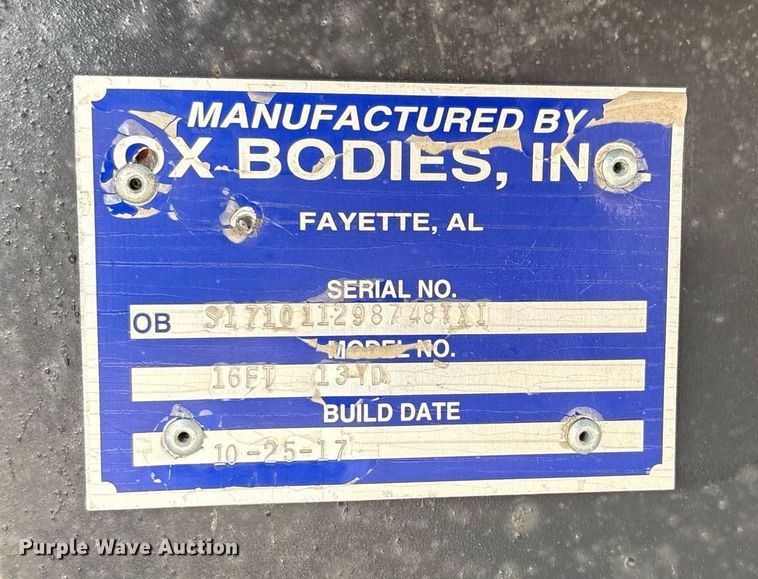 image for item DP6154 2018 Peterbilt 348 dump truck