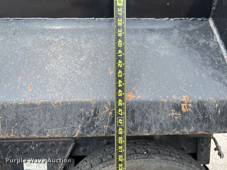 image for item DP6154 2018 Peterbilt 348 dump truck