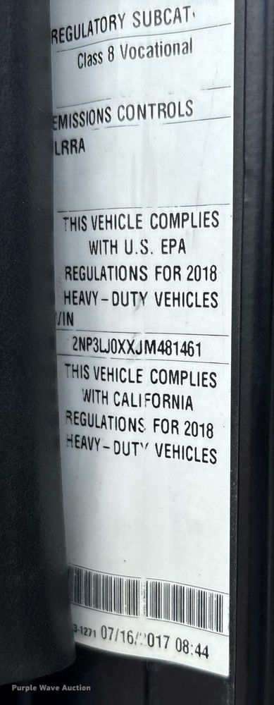 image for item DP6154 2018 Peterbilt 348 dump truck