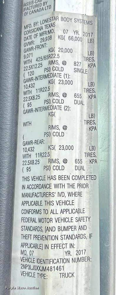 image for item DP6154 2018 Peterbilt 348 dump truck