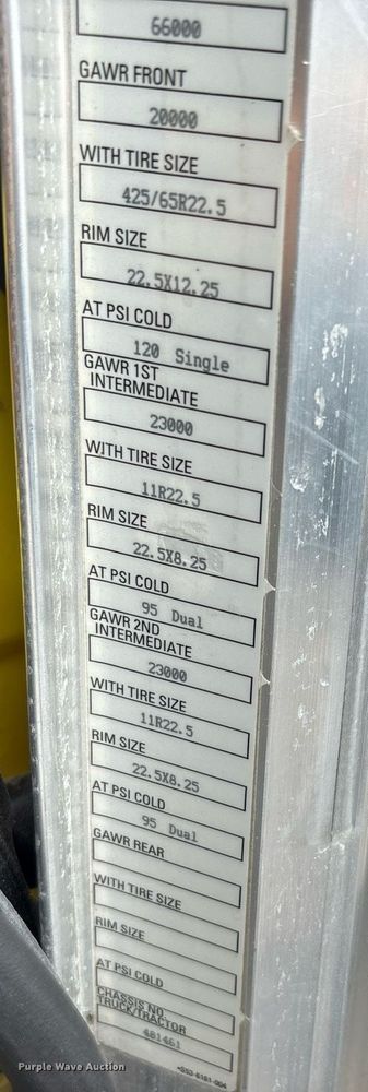 image for item DP6154 2018 Peterbilt 348 dump truck