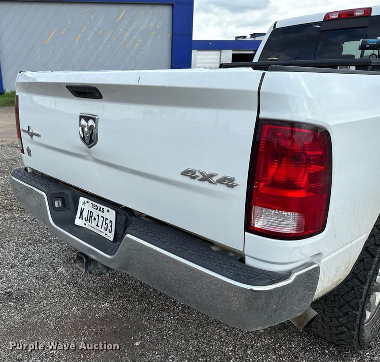 image for item DP6157 2018 Dodge Ram 2500 Crew Cab pickup truck