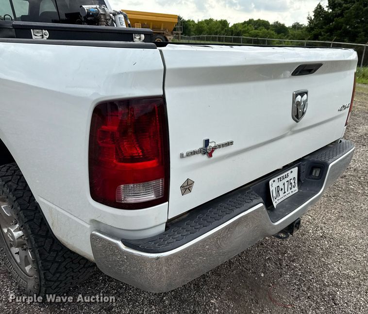 image for item DP6157 2018 Dodge Ram 2500 Crew Cab pickup truck