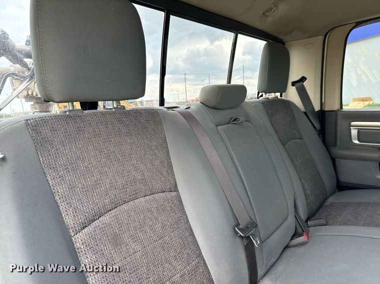 image for item DP6157 2018 Dodge Ram 2500 Crew Cab pickup truck