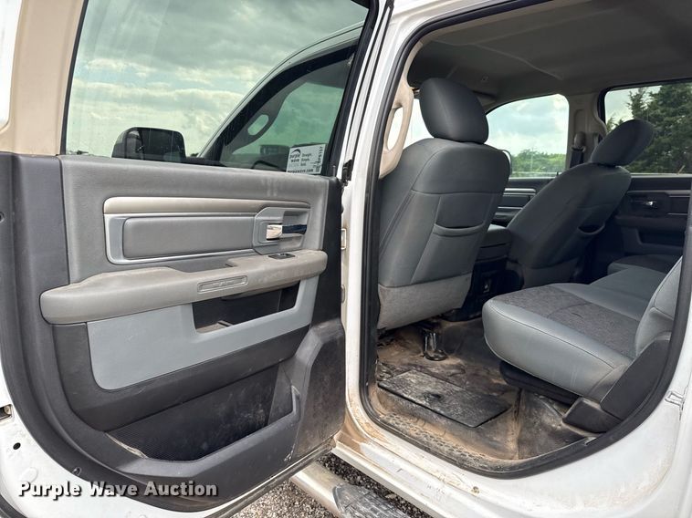 image for item DP6157 2018 Dodge Ram 2500 Crew Cab pickup truck